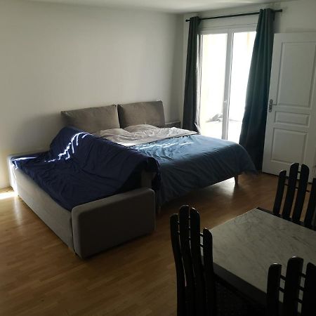Appartement Proche De Disneyland Bussy-Saint-Georges Bagian luar foto