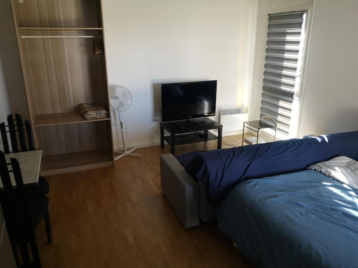 Appartement Proche De Disneyland Bussy-Saint-Georges Bagian luar foto