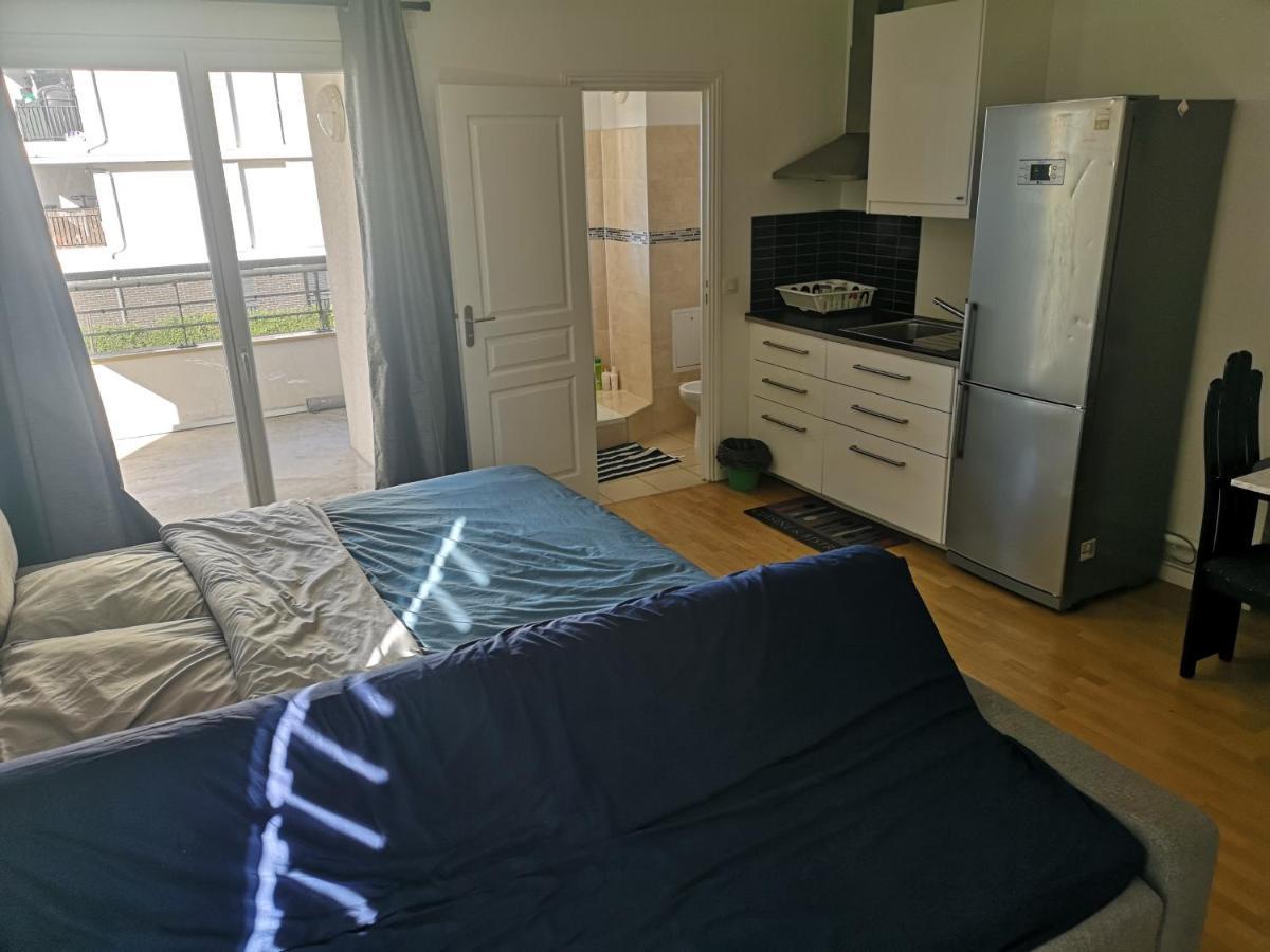 Appartement Proche De Disneyland Bussy-Saint-Georges Bagian luar foto